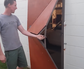 İlginç Tasarımlı Kapı